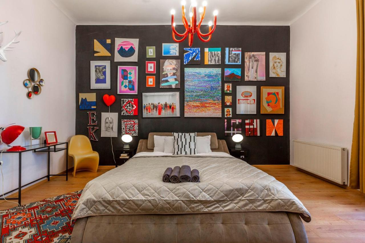 Deluxe Dohany Residence Next To The New York Cafe Budapest Bagian luar foto